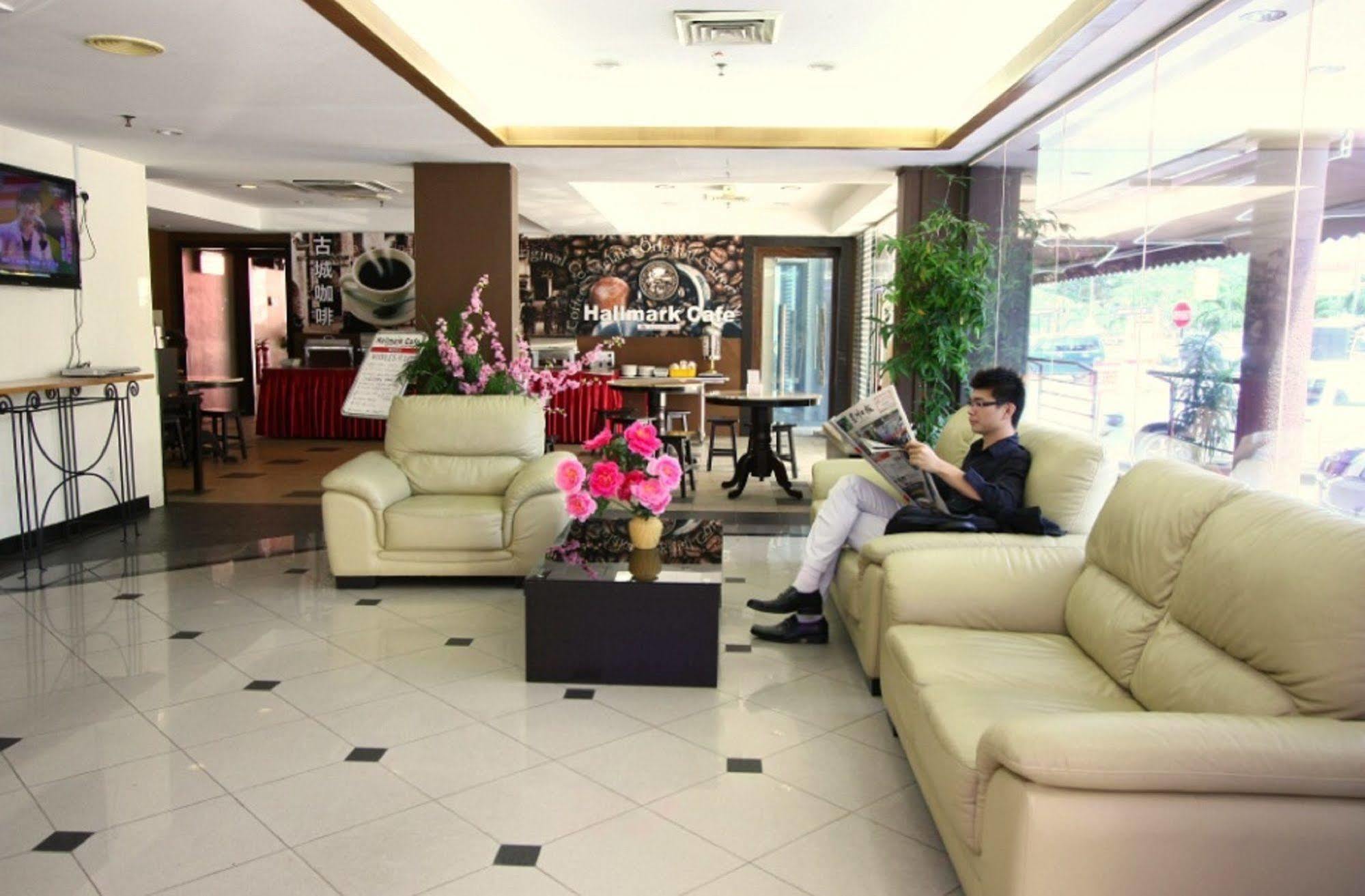 Hallmark Leisure Hotel Malacca Extérieur photo